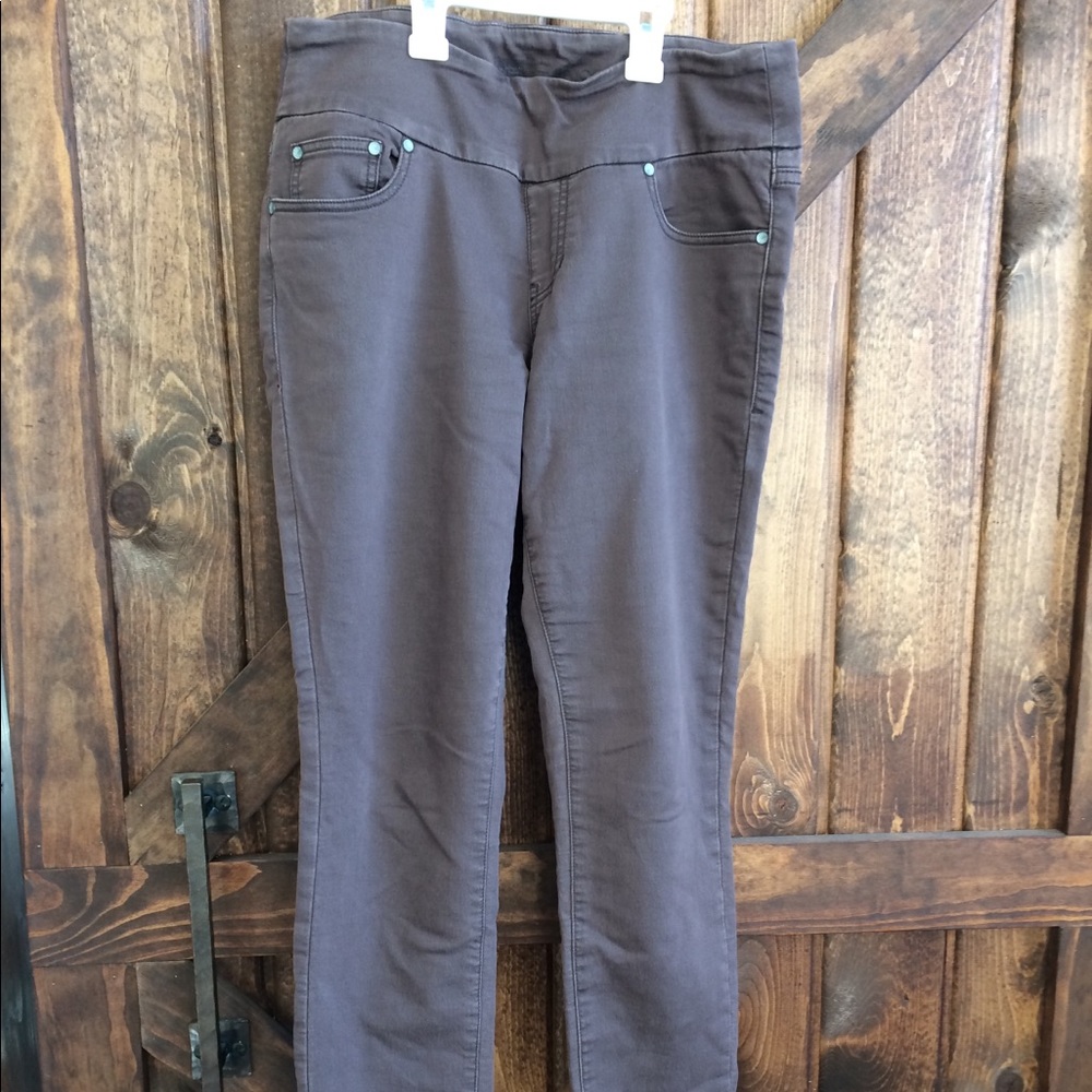 Jag brown jeans. Cute and super soft!